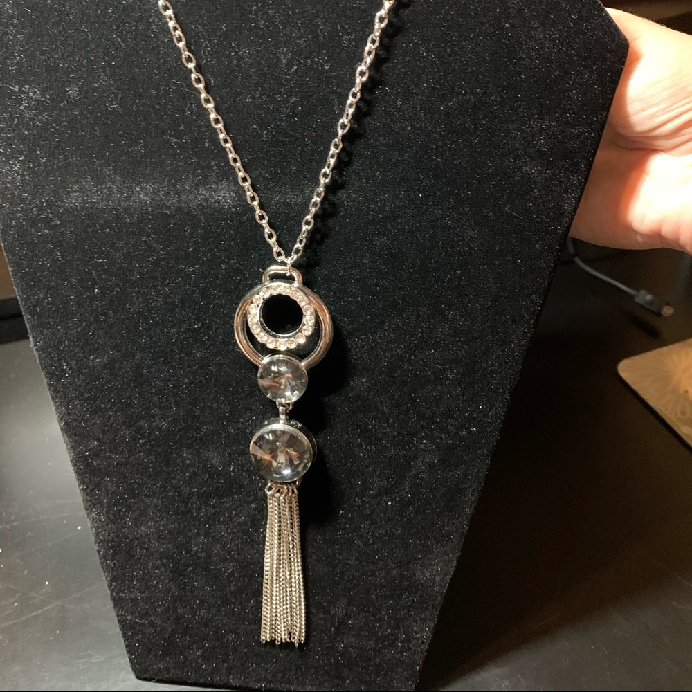 Jewelry - Picture 4 of 6